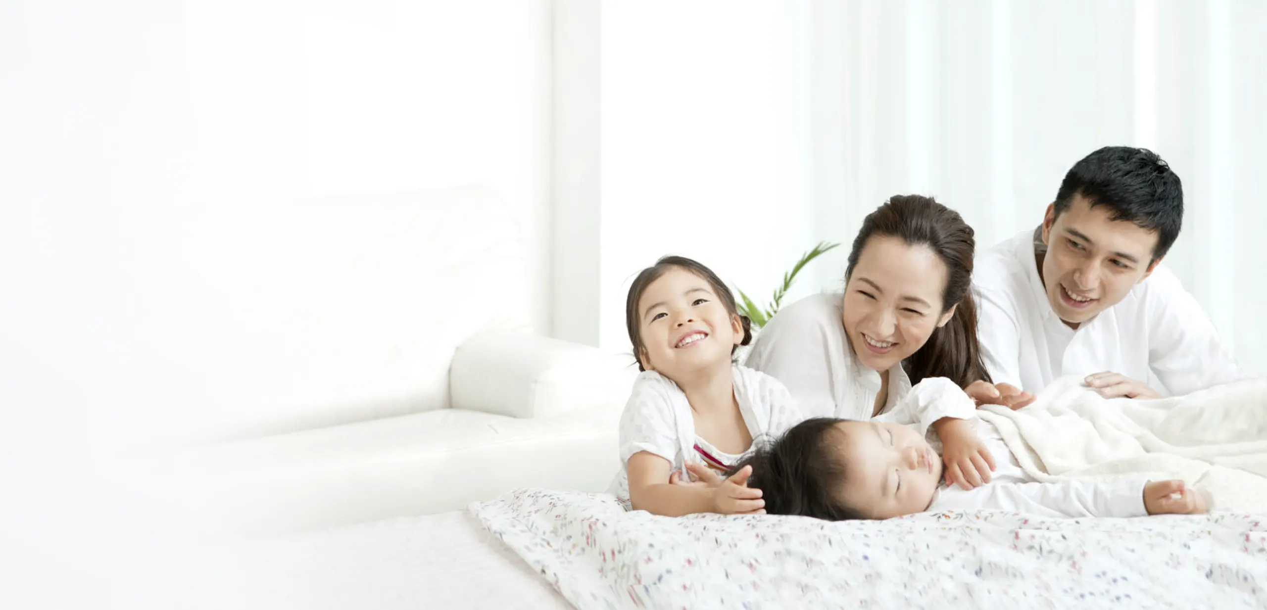 宇津救命丸株式会社 | 子育てに、もっと、笑顔を。